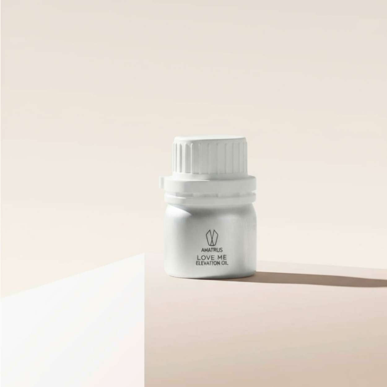 AMATRIUS Massage Elevation Oil – massage oil with Impact Scent, emotional fragrance, scent and mood in travel bottle
